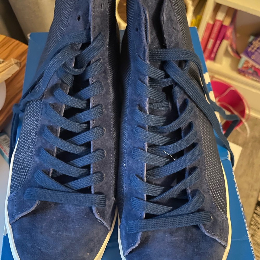 Adidas court vantage mid